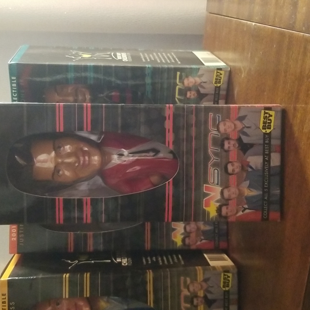 Mint condition Best Buy Exclusive Nsync Bobble Heads - Picture 3 of 7
